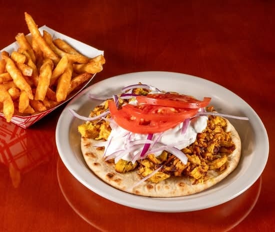Chicken Gyro Lunch Plate.
